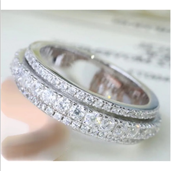 New Item✨ Brandy Crystal Ring ♥️ - Picture 2 of 7